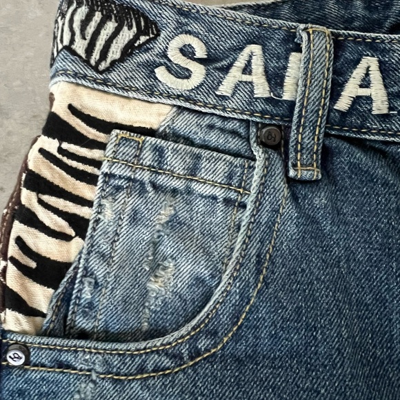 NWT Lolita Jeans by Concert Club Blue Denim Zoo Shorts - Picture 5 of 11